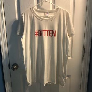 BOGO/50 LuLaRoe Liv Tee #bitten